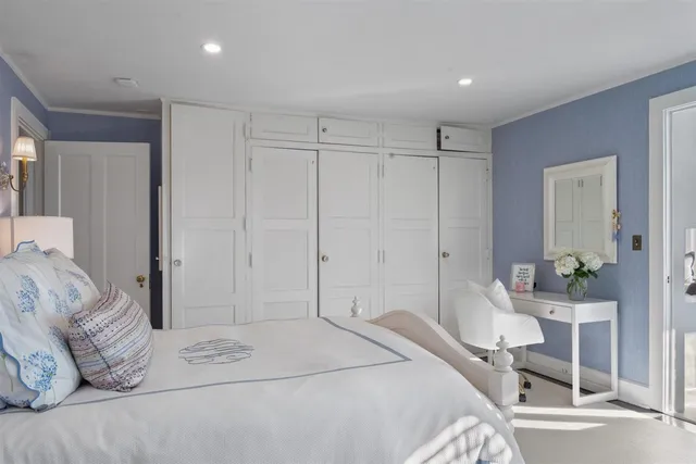 $3,199,900 | 213 Linden Street, Winnetka, IL 60093