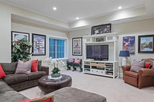 $3,199,900 | 213 Linden Street, Winnetka, IL 60093