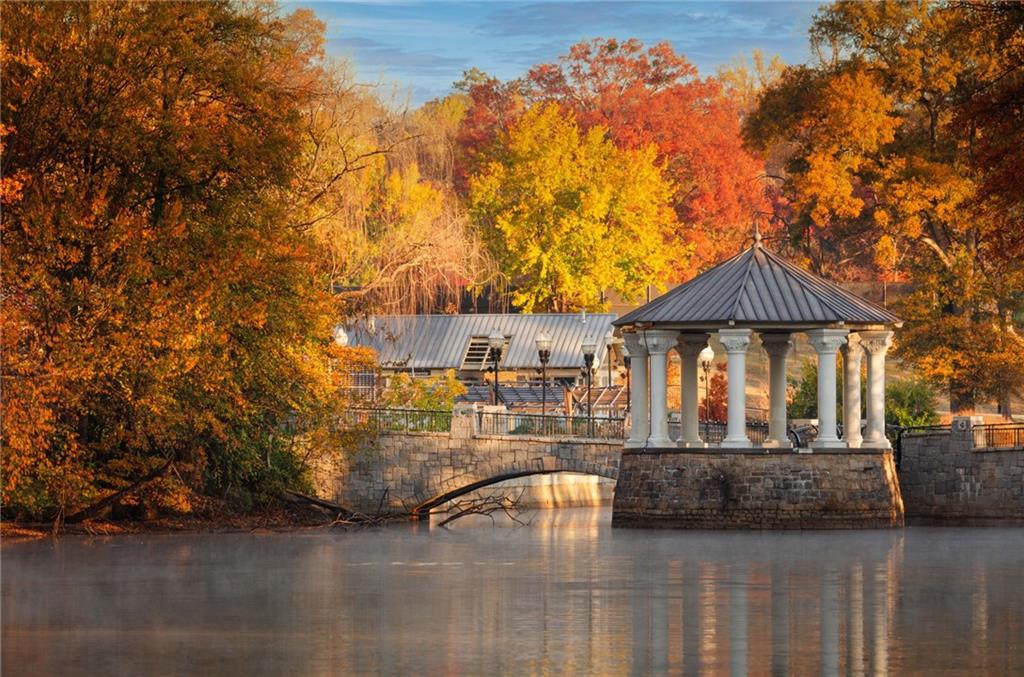 581 Sherwood Road Northeast Atlanta, GA 30324 - Photo 56 of 92