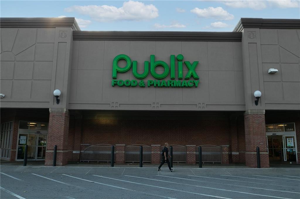 581 Sherwood Road Northeast Atlanta, GA 30324 - Photo 87 of 92