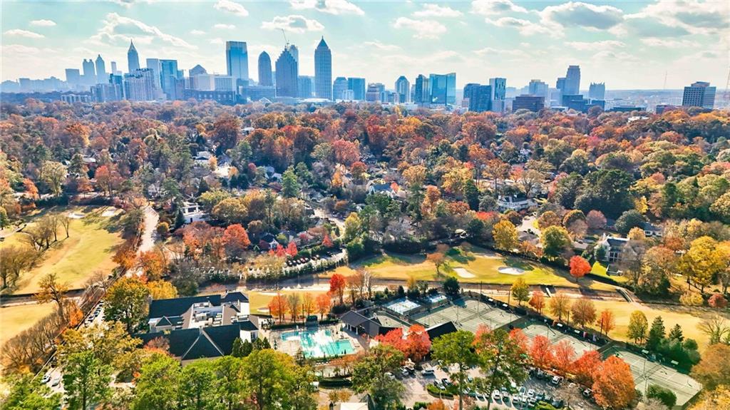 581 Sherwood Road Northeast Atlanta, GA 30324 - Photo 92 of 92 a view of a city