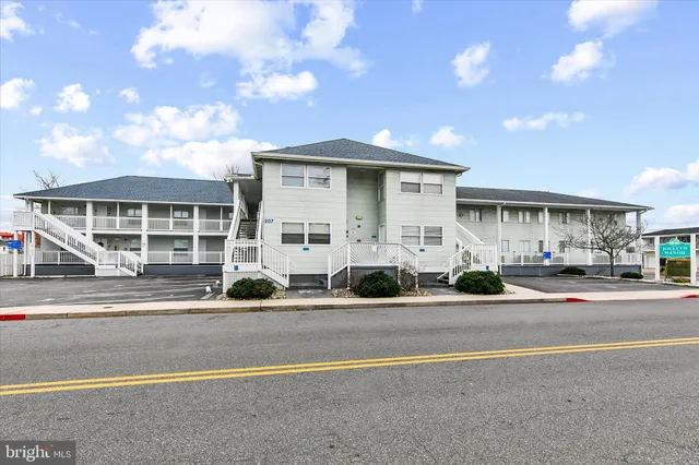 $385,000 | 207 8th Street, Unit 102C, Ocean City, MD 21842