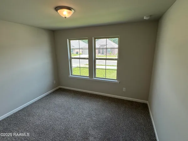 $1,695 | 226 Oak Heights Drive, Duson, LA 70529