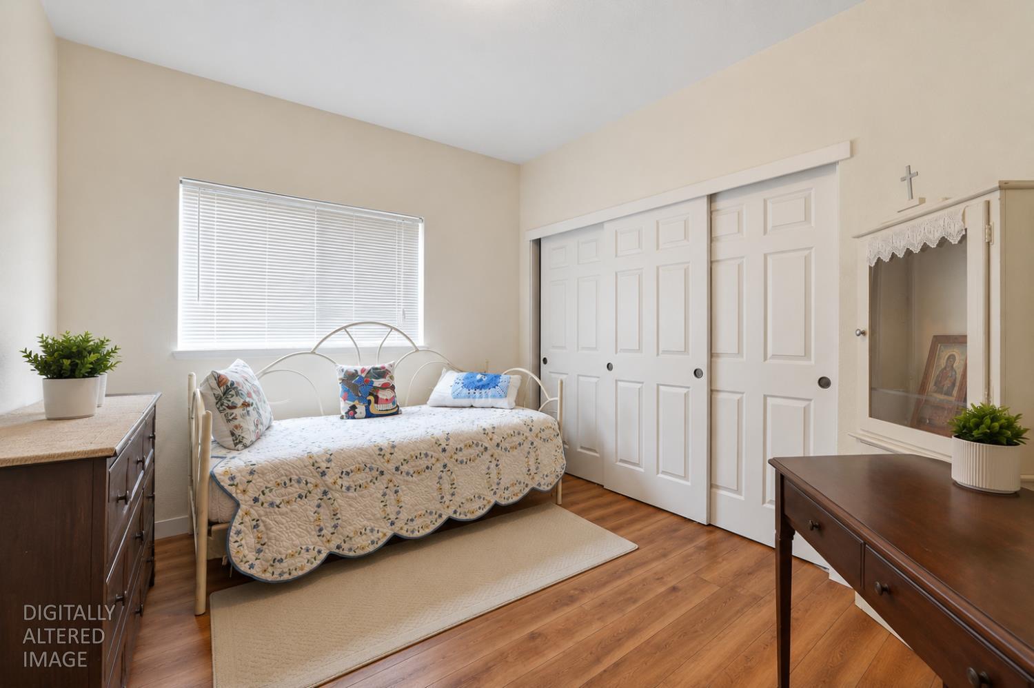 6141 Hall Lane Carmichael, CA 95608 - Photo 22 of 36