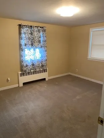 $2,800 | 50 Neillian Street, Unit 1, Bedford, MA 01730