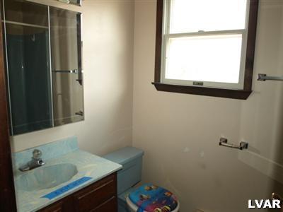 501 Howertown Road Northampton, PA 18067 - Photo 11 of 21 Family Bath