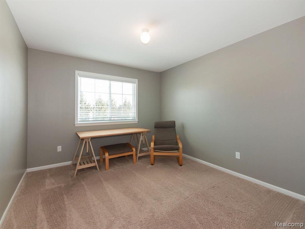 8293 Meadow Ridge Clarkston, MI 48348 - Photo 22 of 38