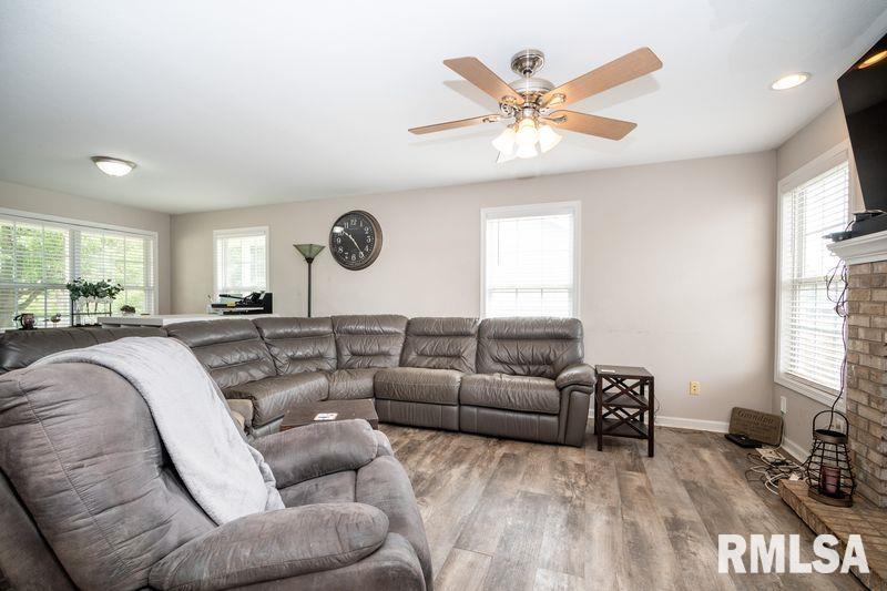 1408 West Cloverdale Road Chillicothe, IL 61523 - Photo 14 of 32