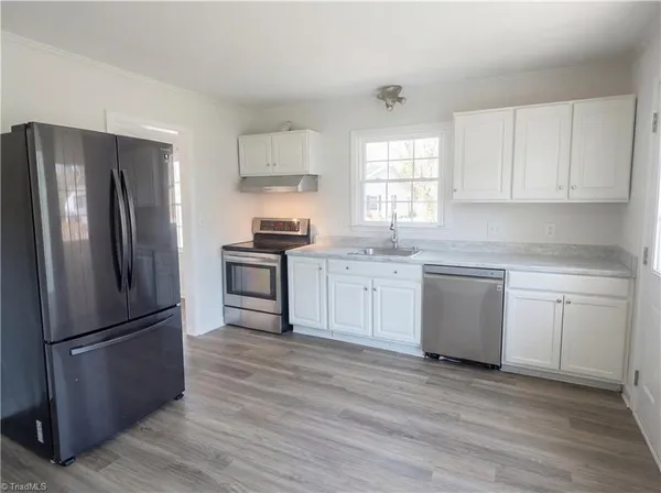 $344,000 | 1495 South Peace Haven Road, Clemmons, NC 27012