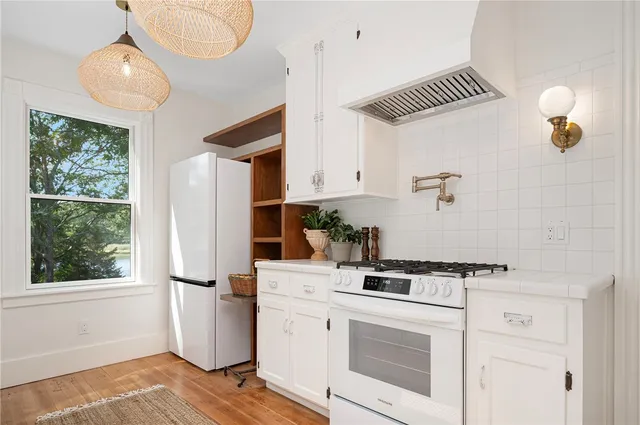 $4,200 | Annaquatucket, North Kingstown, RI 02852