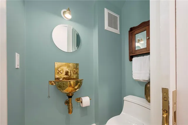 $4,200 | Annaquatucket, North Kingstown, RI 02852