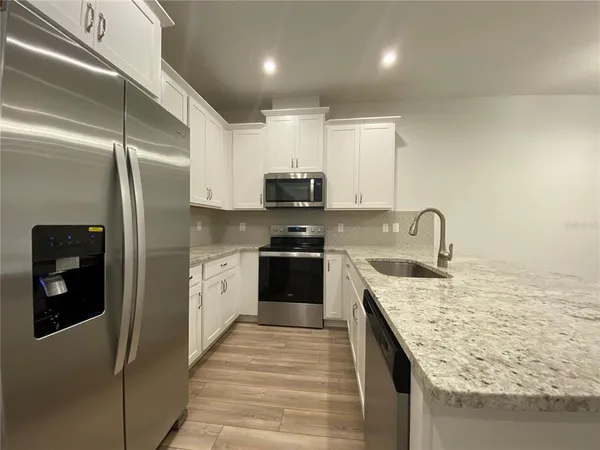 $2,500 | 2950 Firebush Way, Clermont, FL 34711