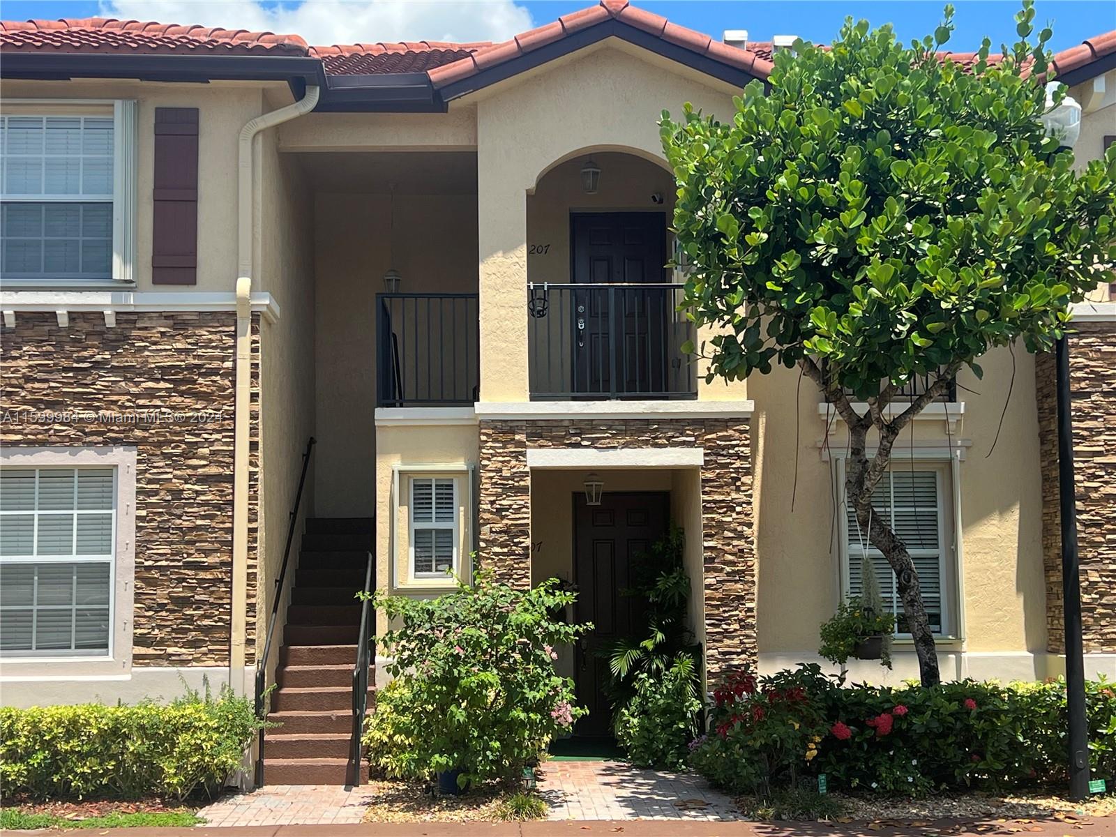 1485 Northeast 33rd Rd Unit 207  