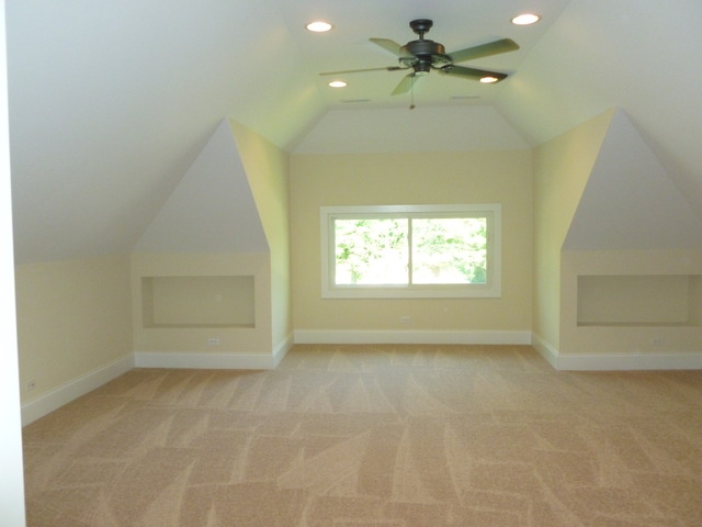 423 Longcommon Road Riverside, IL 60546 - Photo 13 of 24