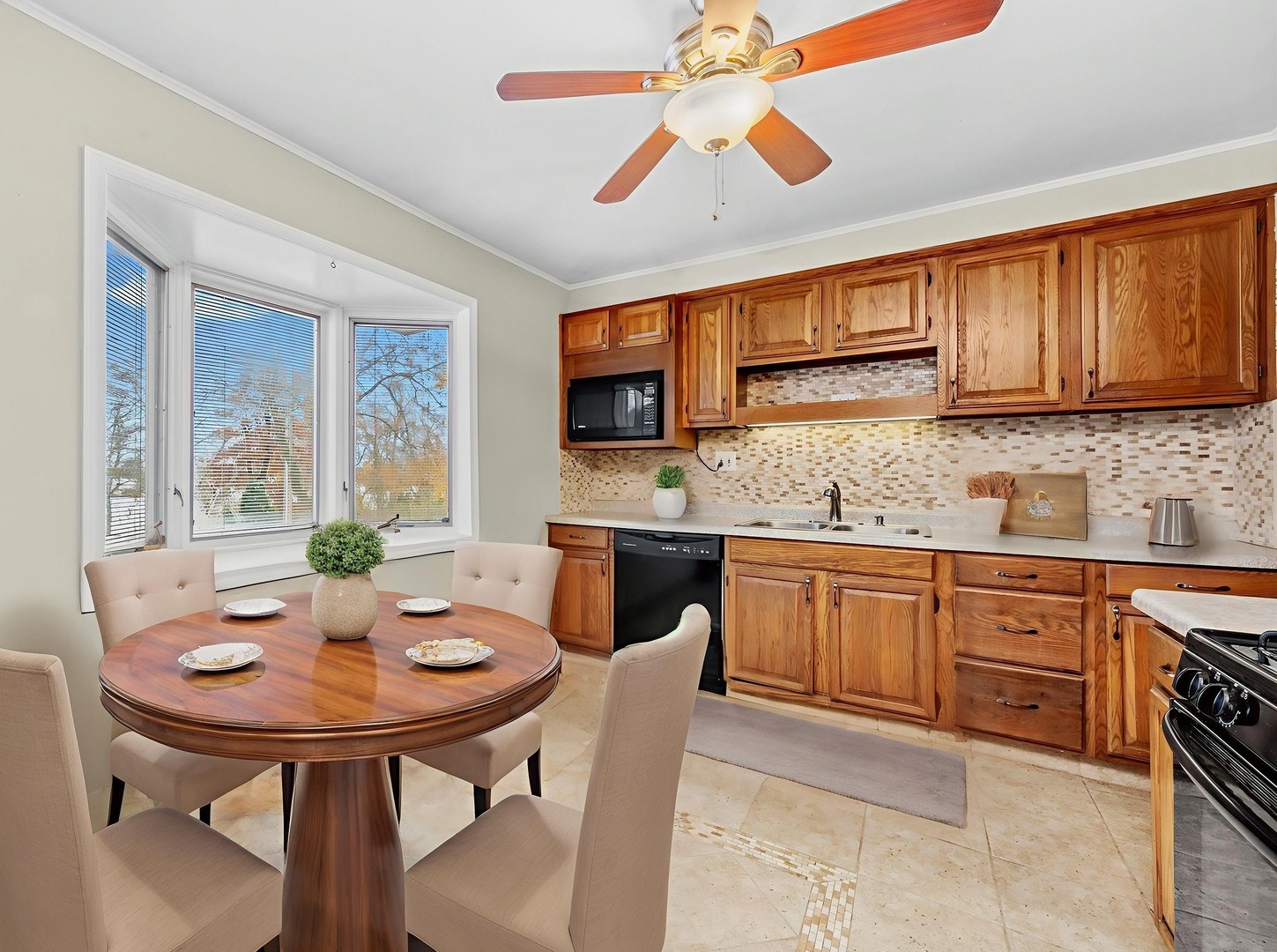 686 2nd Street Crete, IL 60417 - Photo 7 of 21