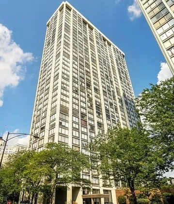 $1,750 | 5455 North Sheridan Road, Unit 2507, Chicago, IL 60640