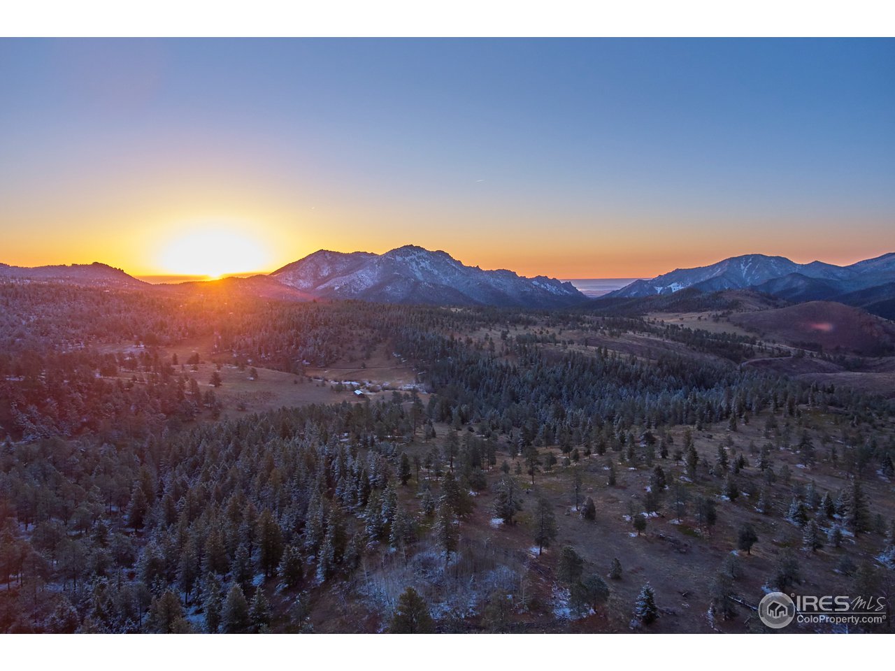 8569 Flagstaff Road Boulder, CO 80302 - Photo 4 of 40 Gallery Image 4