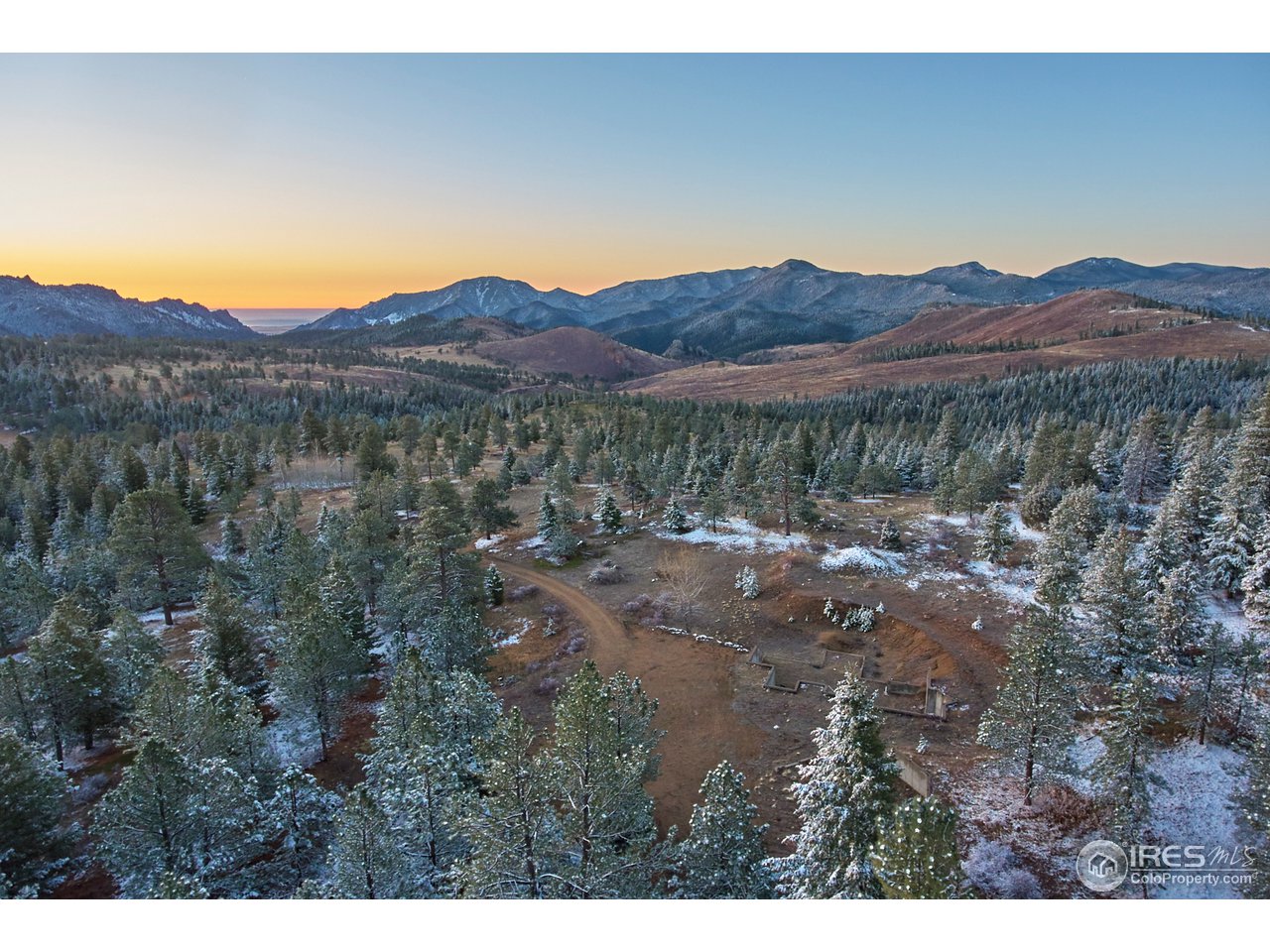 8569 Flagstaff Road Boulder, CO 80302 - Photo 6 of 40 Gallery Image 6