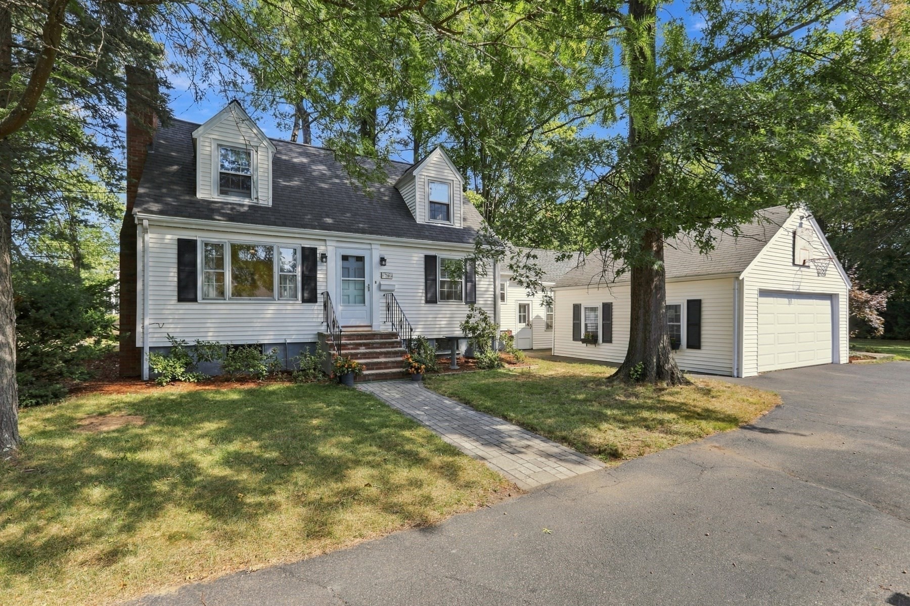 76 Curtis Street Reading, MA 01867 - Photo 1 of 33 Gallery Image 1