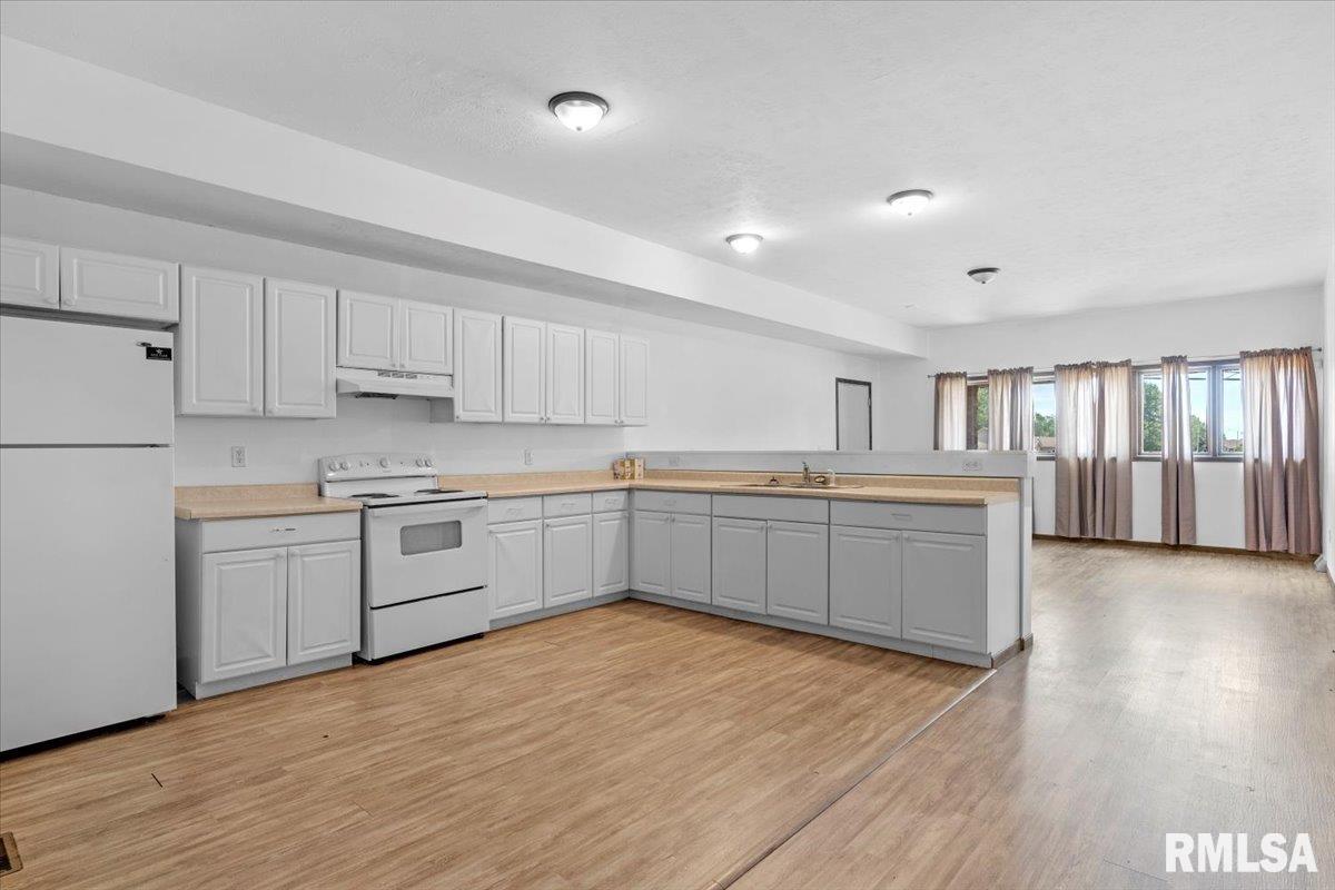 2851 Taylor Avenue Springfield, IL 62703 - Photo 17 of 26