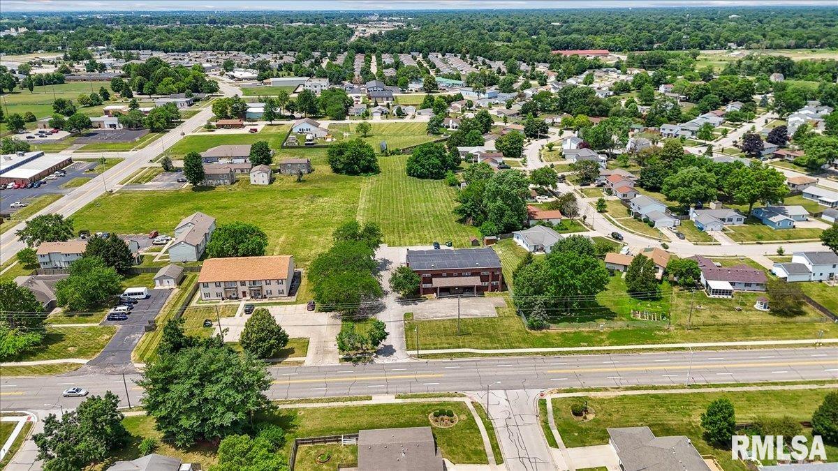 2851 Taylor Avenue Springfield, IL 62703 - Photo 7 of 26