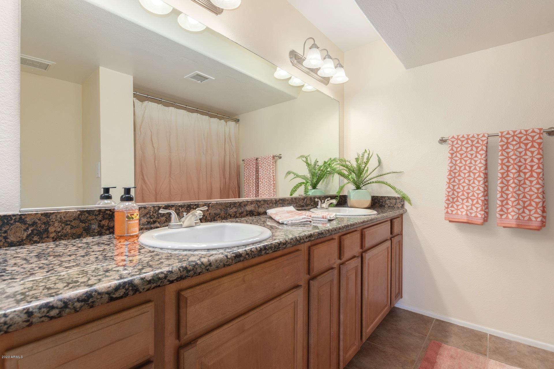 985 North Granite Reef Road, Unit 177 Scottsdale, AZ 85257 - Photo 15 of 23 Master Bathroom