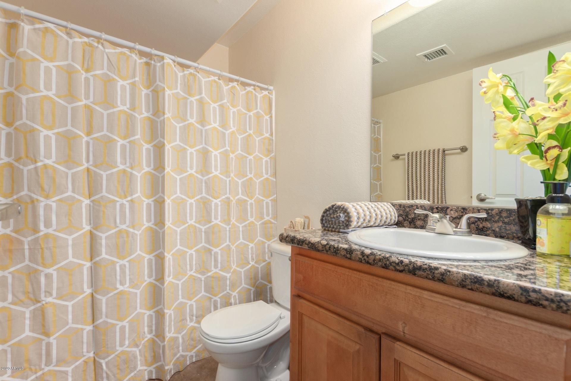 985 North Granite Reef Road, Unit 177 Scottsdale, AZ 85257 - Photo 19 of 23 Guest Bath