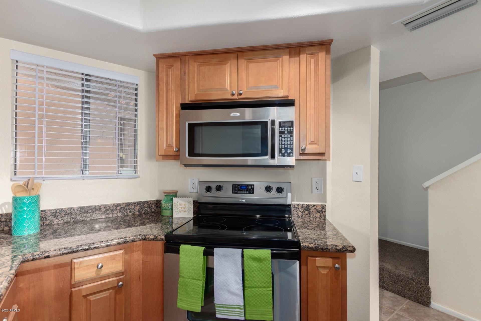 985 North Granite Reef Road, Unit 177 Scottsdale, AZ 85257 - Photo 3 of 23 Kitchen