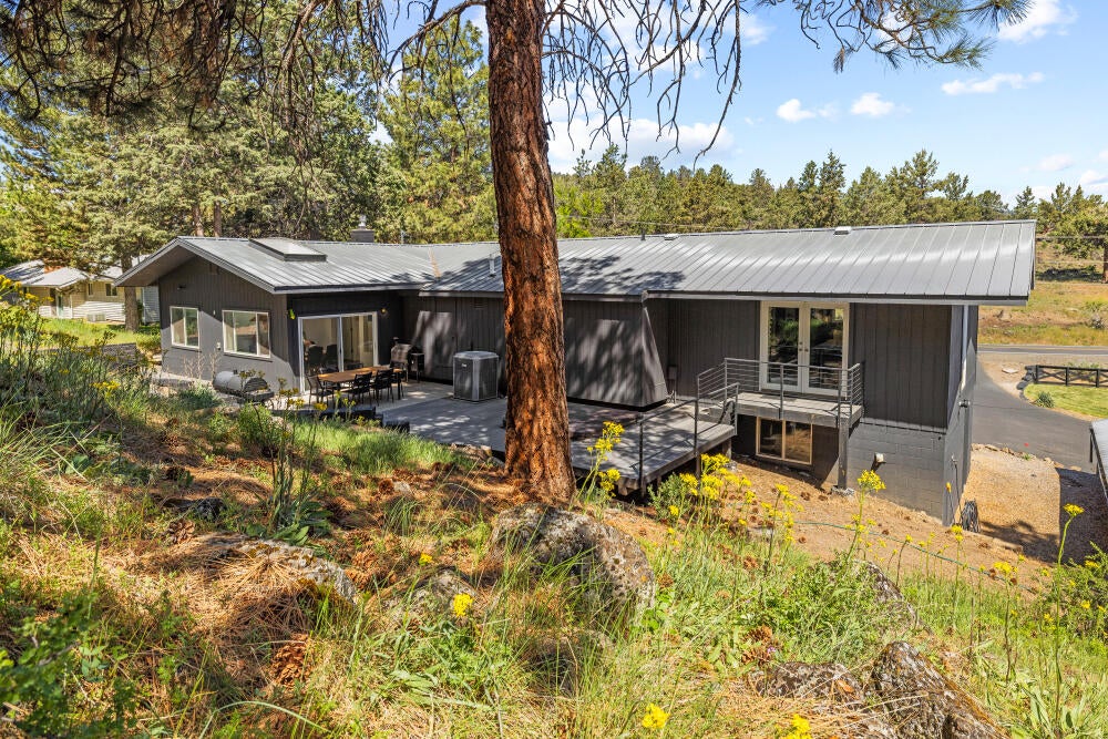 2426 Pine Grove Road Klamath Falls, OR 97603 - Photo 58 of 79 2426PineGroveRd-53