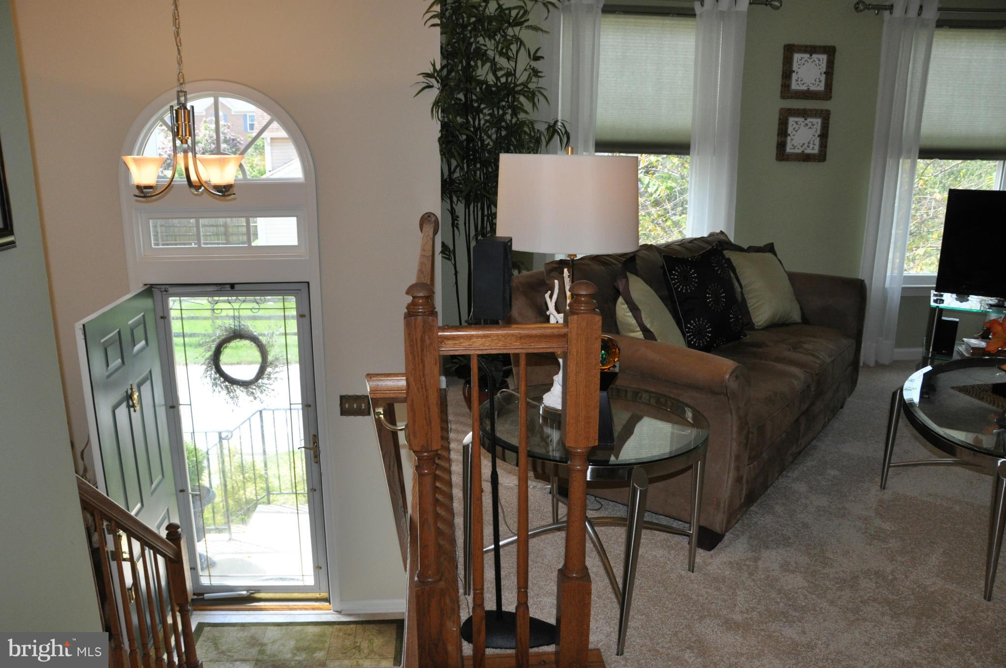 9549 Ridgeview Drive Columbia, MD 21046 - Photo 3 of 30 Interior (General)