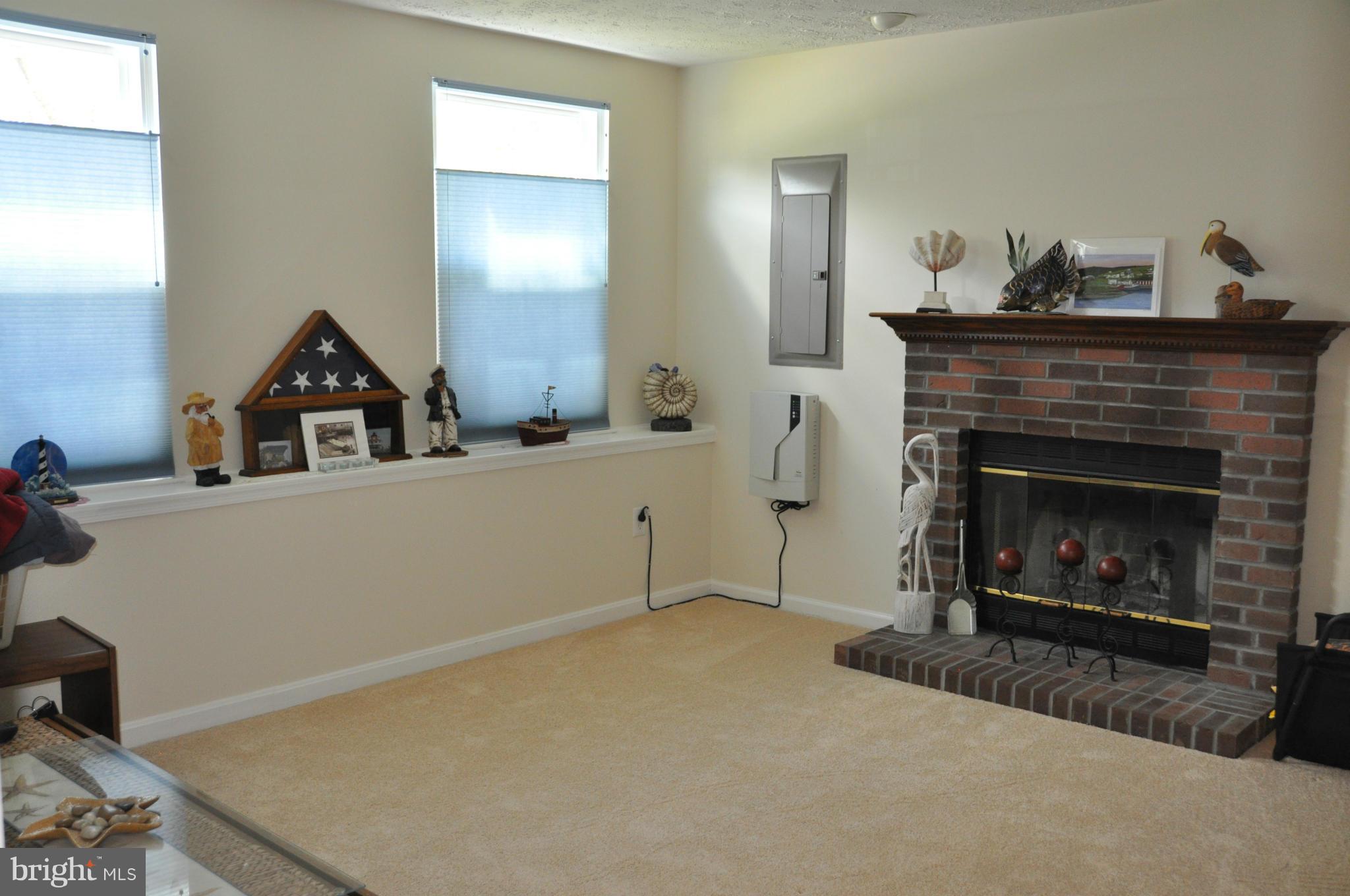 9549 Ridgeview Drive Columbia, MD 21046 - Photo 29 of 30 Family Room
