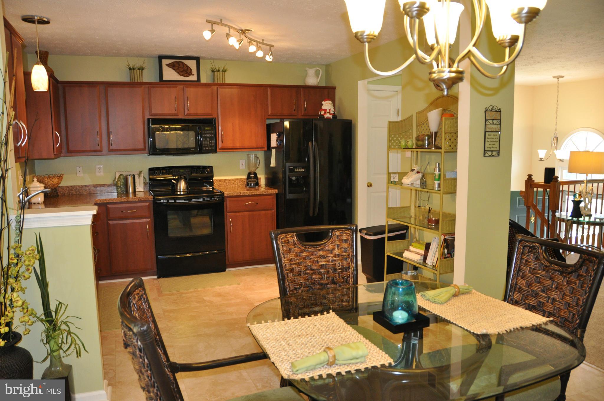 9549 Ridgeview Drive Columbia, MD 21046 - Photo 10 of 30 Kitchen