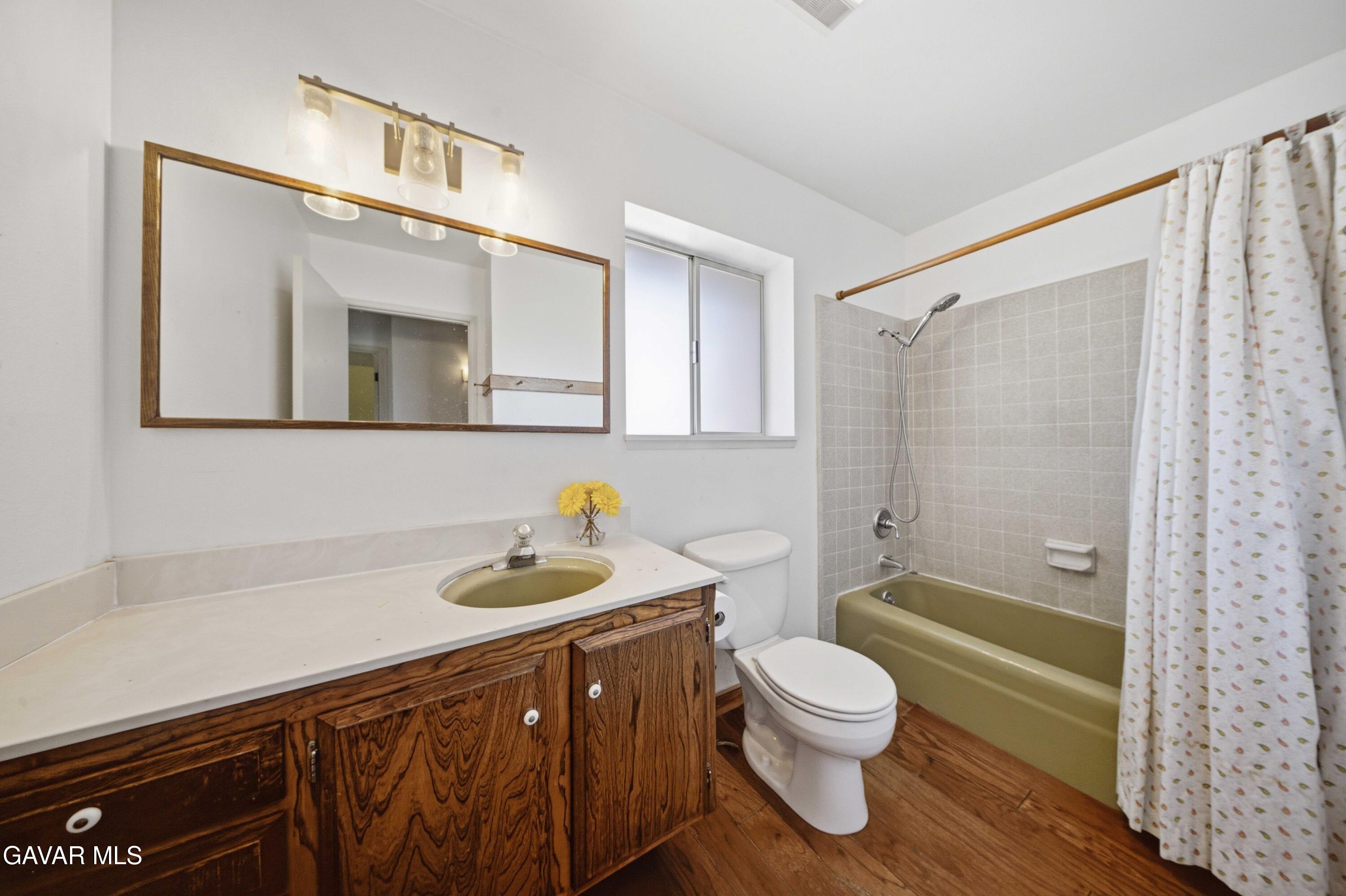 43944 Halcom Avenue Lancaster, CA 93536 - Photo 22 of 28 43944 Halcom Ave-17