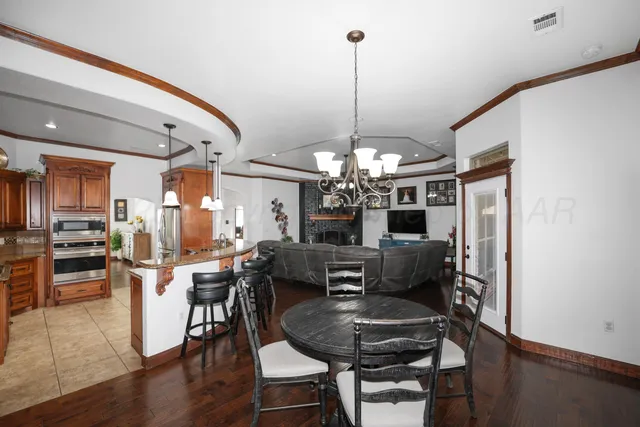 $699,999 | 7405 New England Parkway South, Amarillo, TX 79119