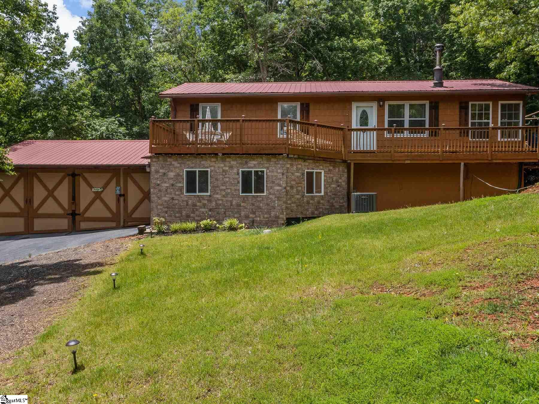261 Pittman Road Landrum, SC 29356 - Photo 1 of 36