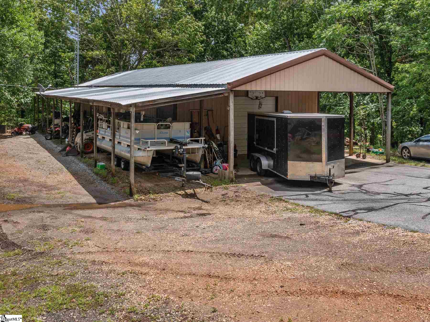 261 Pittman Road Landrum, SC 29356 - Photo 27 of 36