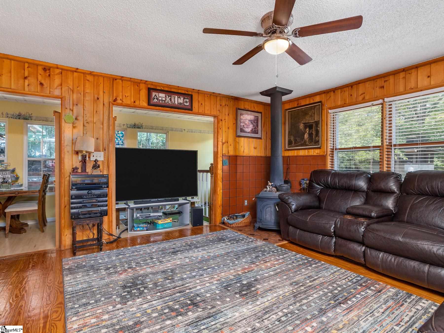 261 Pittman Road Landrum, SC 29356 - Photo 6 of 36