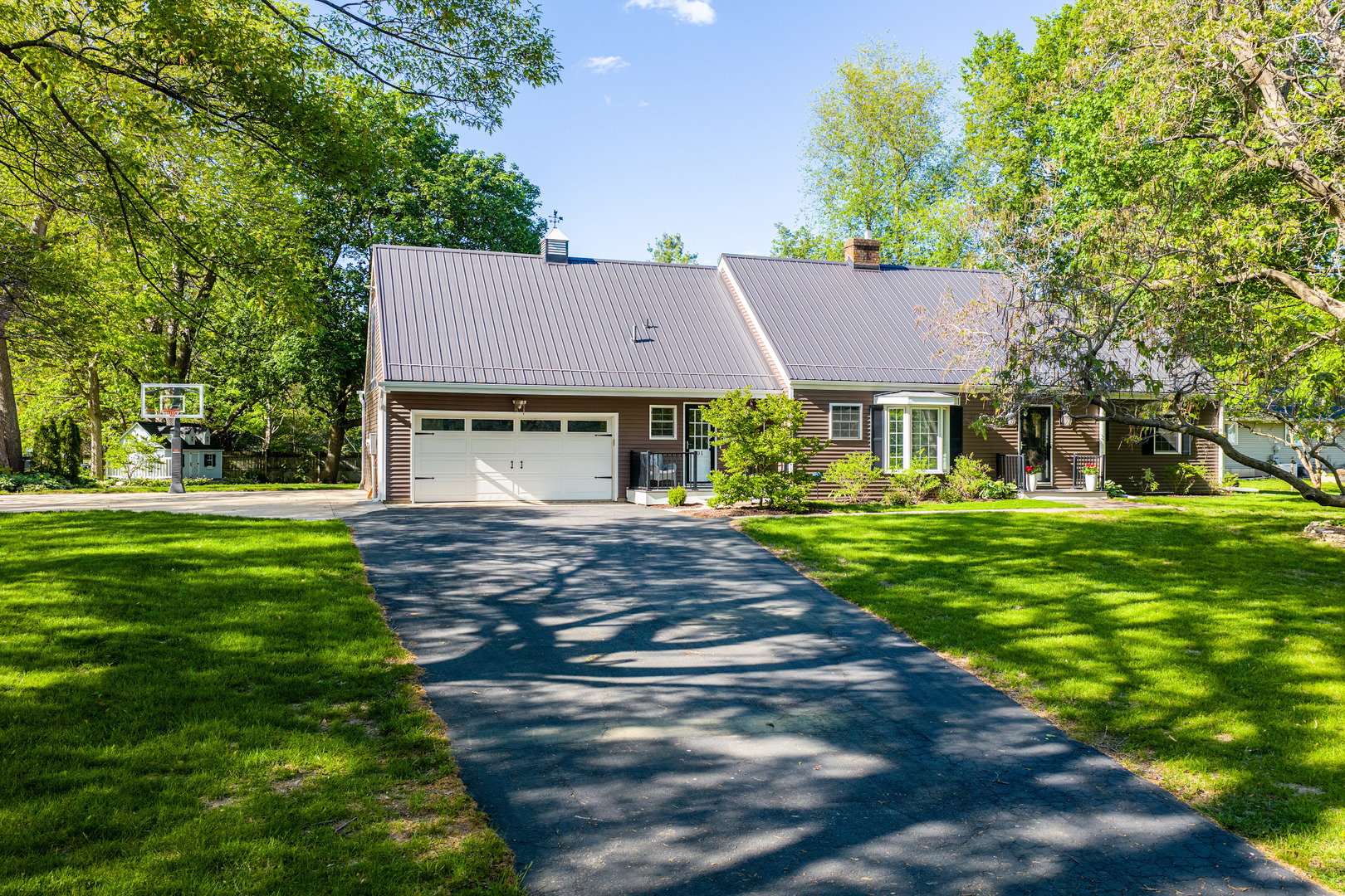 101 West Mill Road Sheffield, IL 61361 - Photo 1 of 42