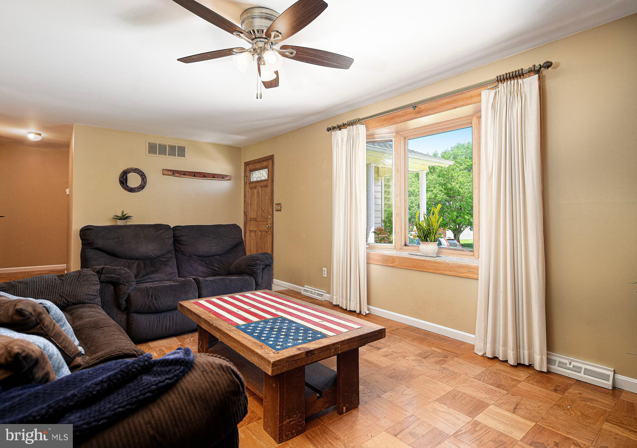 426 Gilmor Road Joppa, MD 21085 - Photo 5 of 42 Light filled living room views