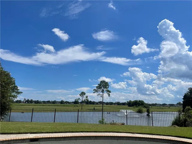 $575,000 | 45 Muirfield Drive, Laplace, LA 70068