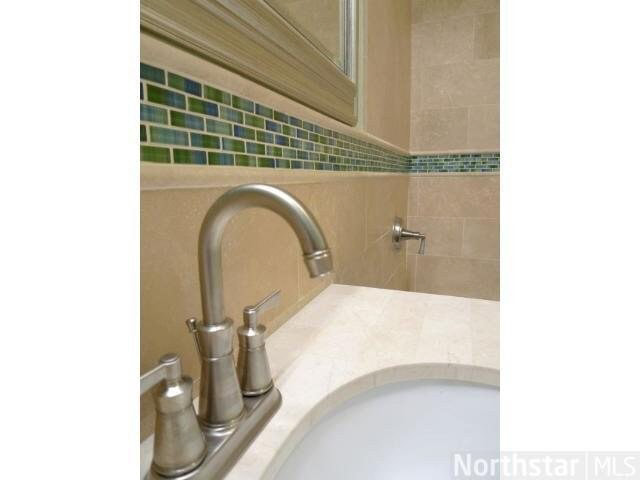 631 Burlington Road St. Paul, MN 55119 - Photo 11 of 17 Gallery Image 11