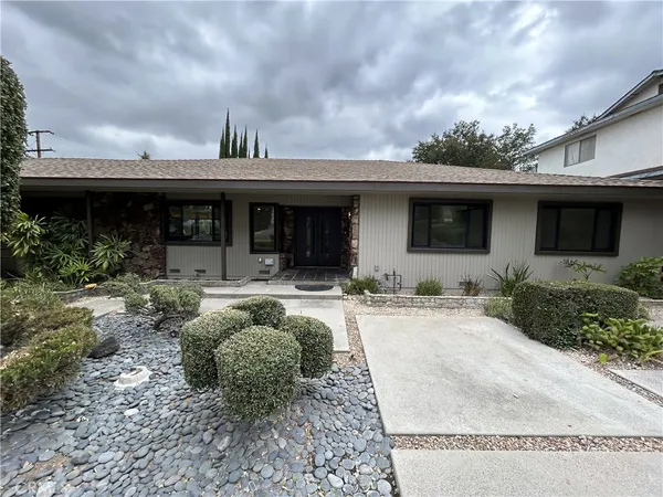 $1,398,000 | 569 North Barranca Avenue, Glendora, CA 91741