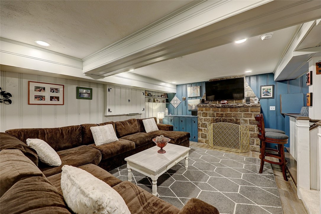 92 Oakley Road Woonsocket, RI 02895 - Photo 33 of 46 Gallery Image 33