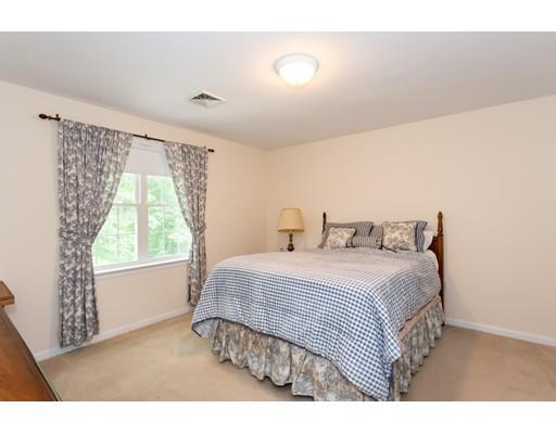 10 Dudley Road Mendon, MA 01756 - Photo 21 of 39 Gallery Image 21