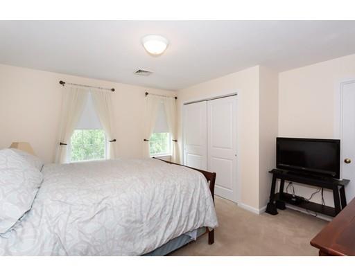 10 Dudley Road Mendon, MA 01756 - Photo 25 of 39 Gallery Image 25