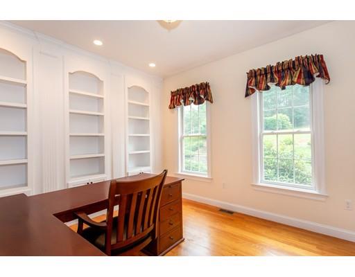 10 Dudley Road Mendon, MA 01756 - Photo 8 of 39 Gallery Image 8