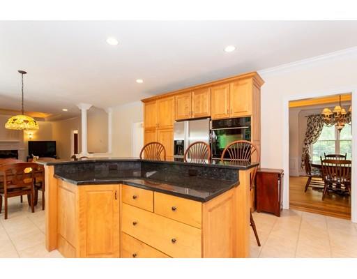 10 Dudley Road Mendon, MA 01756 - Photo 10 of 39 Gallery Image 10