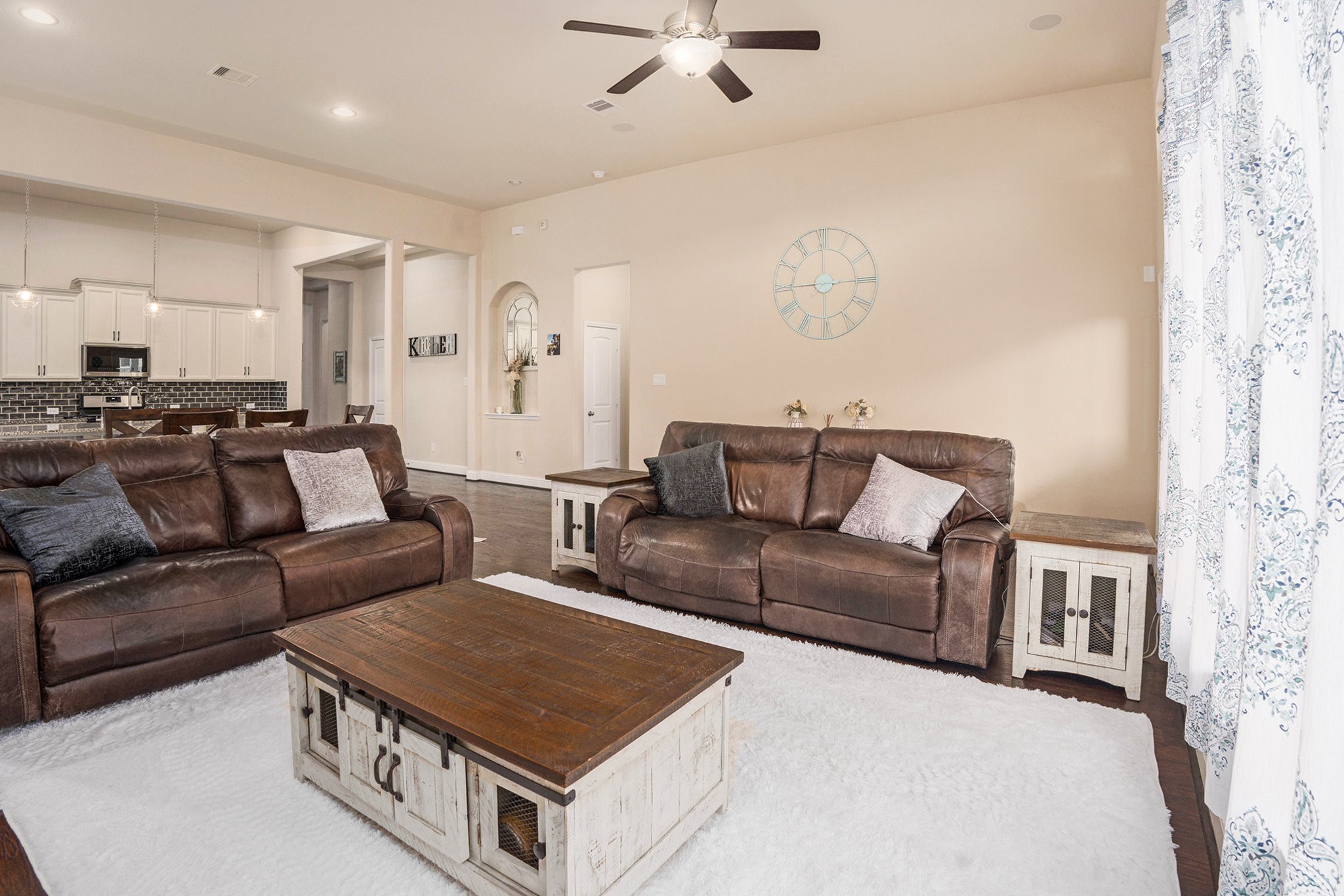 17438 Farm Pasture Trail Hockley, TX 77447 - Photo 15 of 25 a living room with furniture and a couch