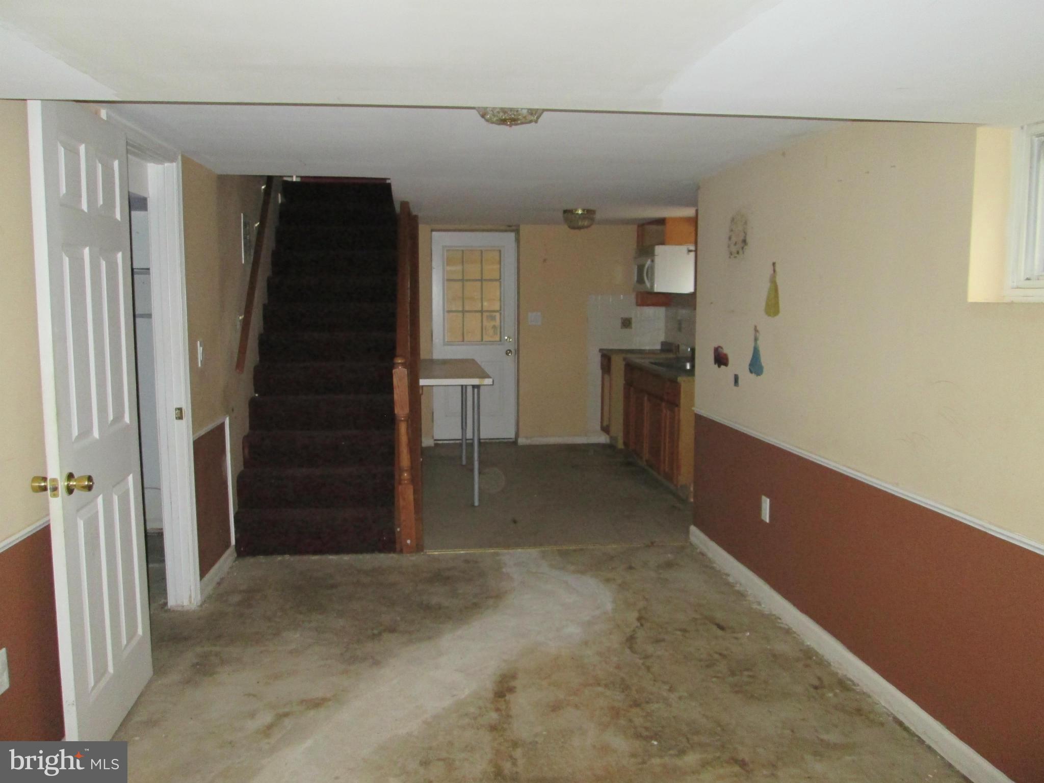 1801 Horner Road Woodbridge, VA 22191 - Photo 6 of 11 a view of a kitchen with refrigerator and window