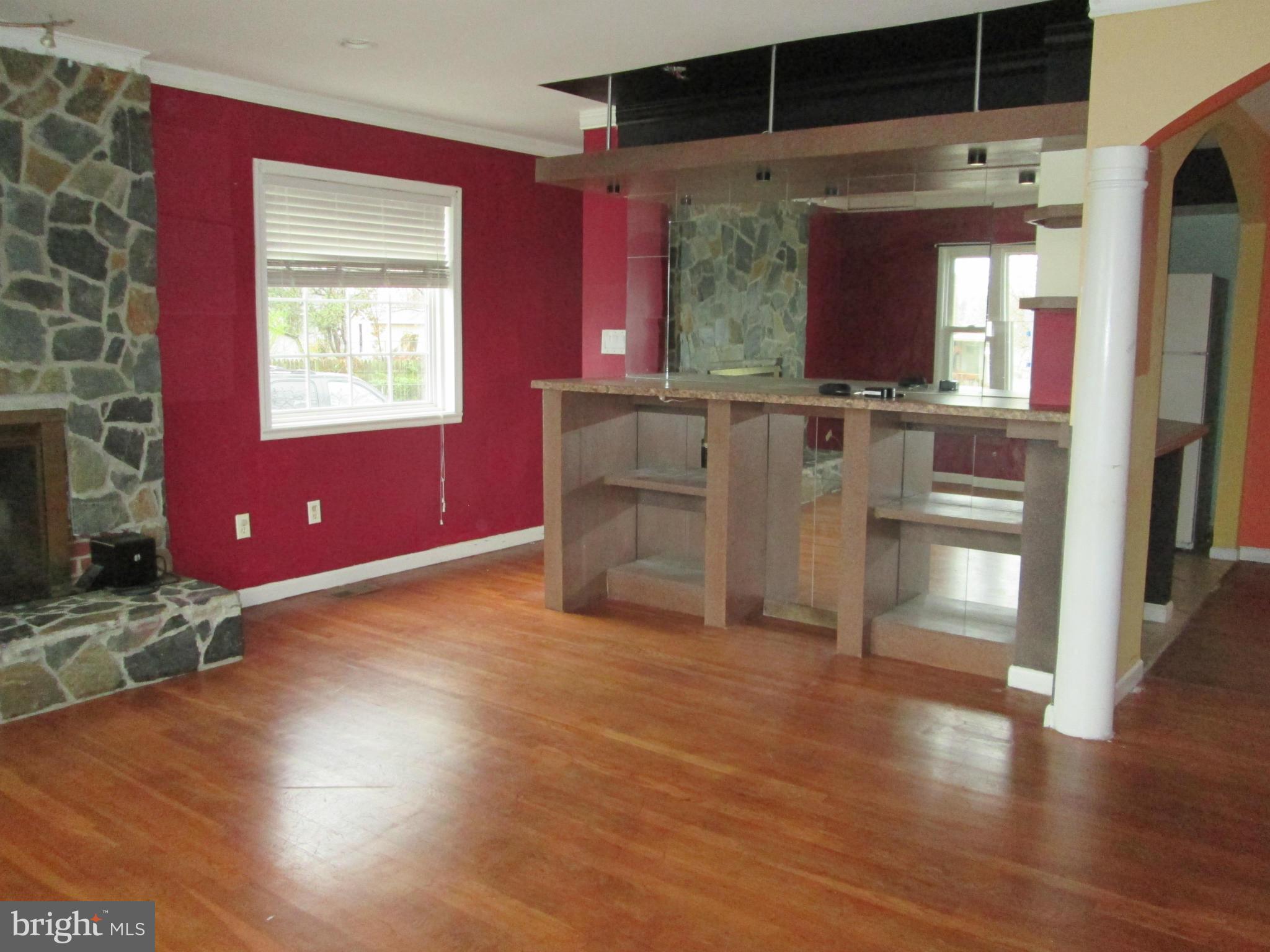 1801 Horner Road Woodbridge, VA 22191 - Photo 10 of 11 a view of a livingroom with furniture and an empty room